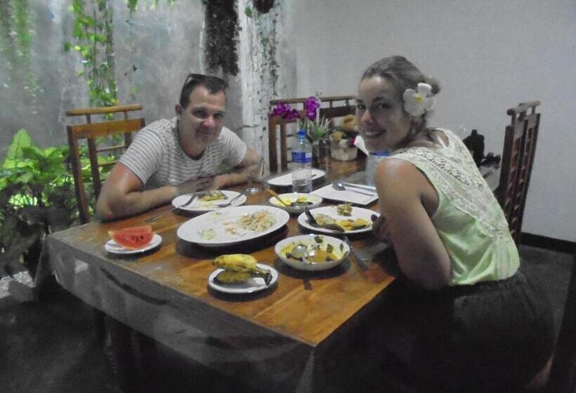 Пансион Ath Hala Safari Resort