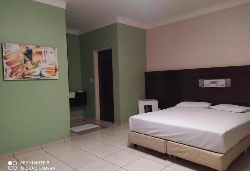 Movie Inn Motel E Hospedagem