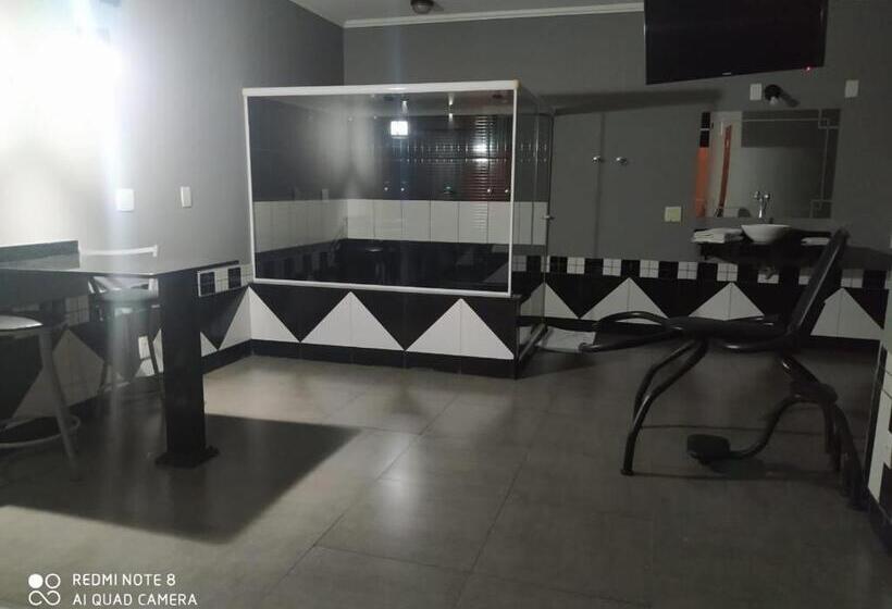 Movie Inn Motel E Hospedagem