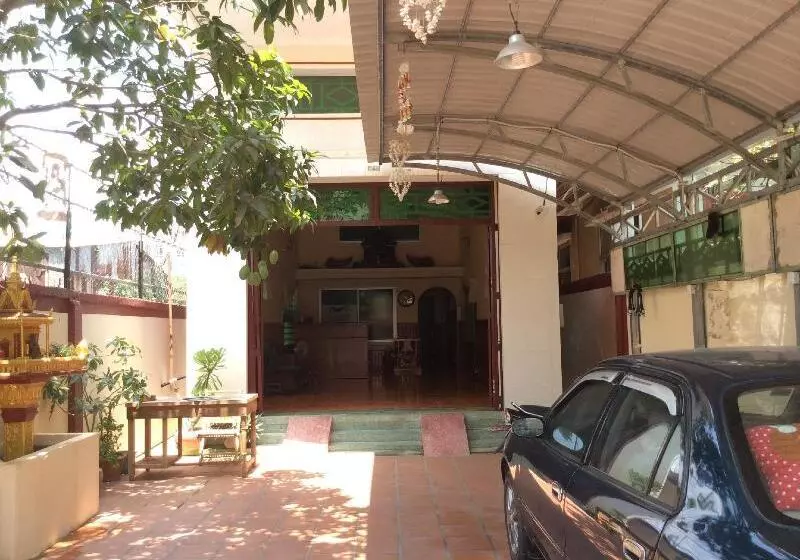 پانسیون 139 Guest House