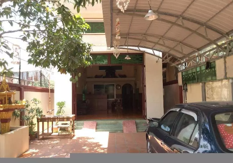 پانسیون 139 Guest House