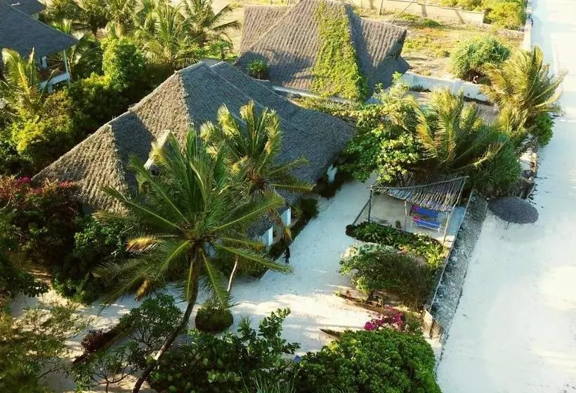ペンション Maji Lodge