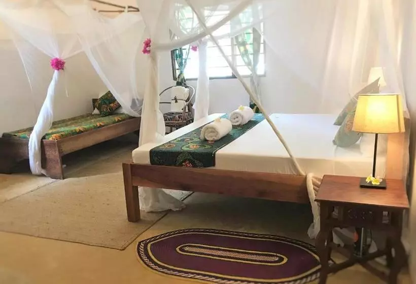 ペンション Maji Lodge