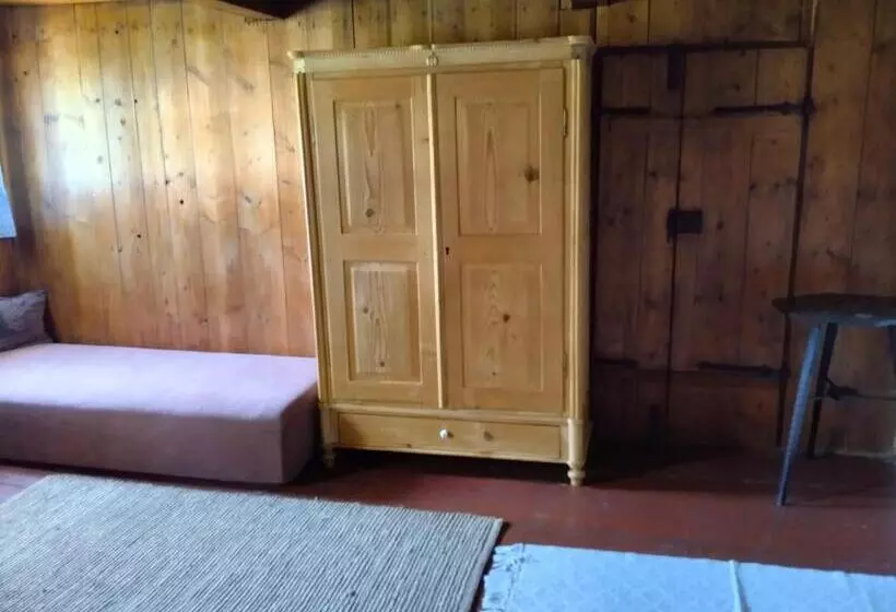 Majatalo Penzion U Kozy