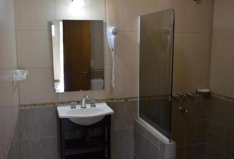 הוסטל Complejo De Cabañas Pach   Flo