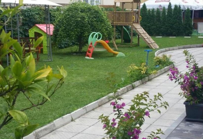 Aparthotel Lucky Family