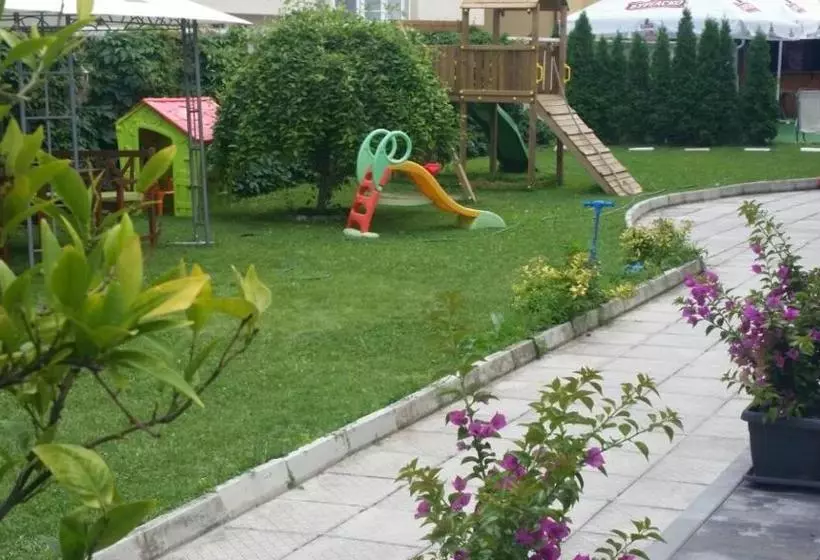Aparthotel Lucky Family