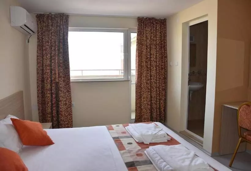 Aparthotel Lucky Family