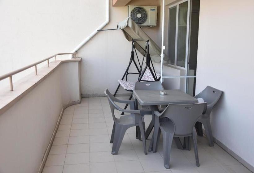 Aparthotel Lucky Family