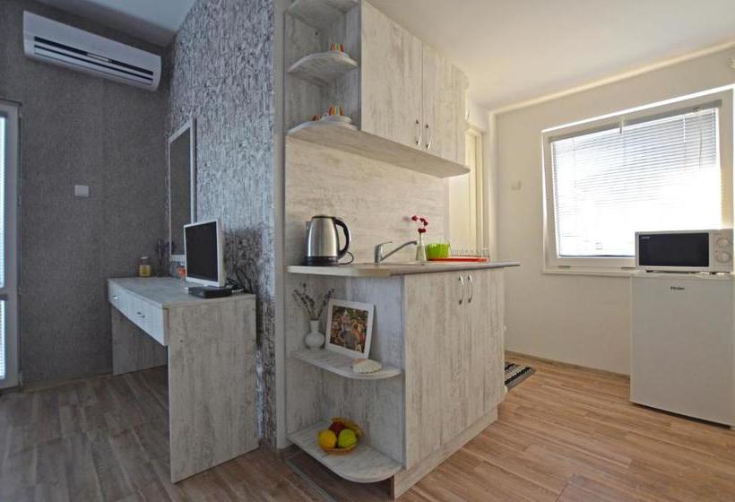 پانسیون Bistra Guest Rooms