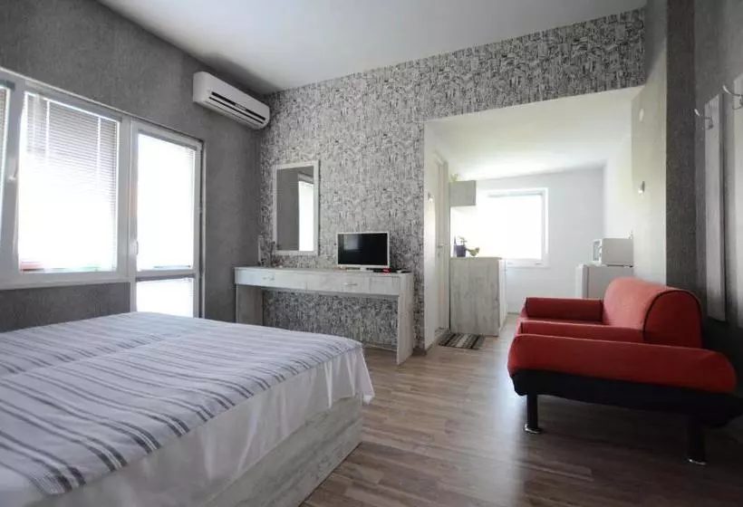 پانسیون Bistra Guest Rooms