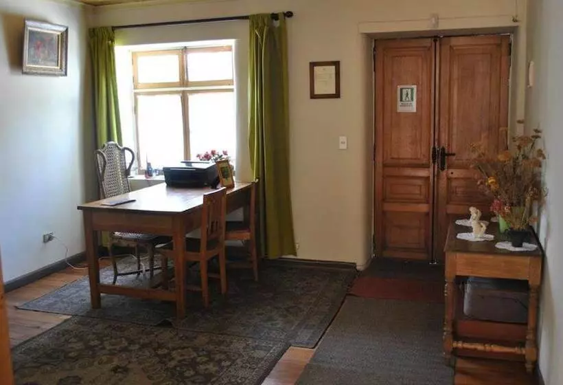پانسیون Hostal De Antano