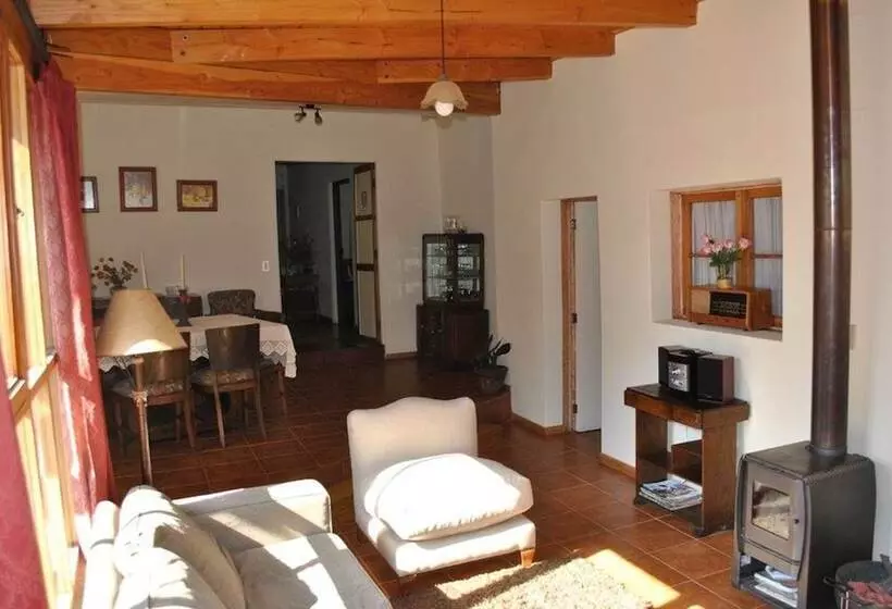 پانسیون Hostal De Antano