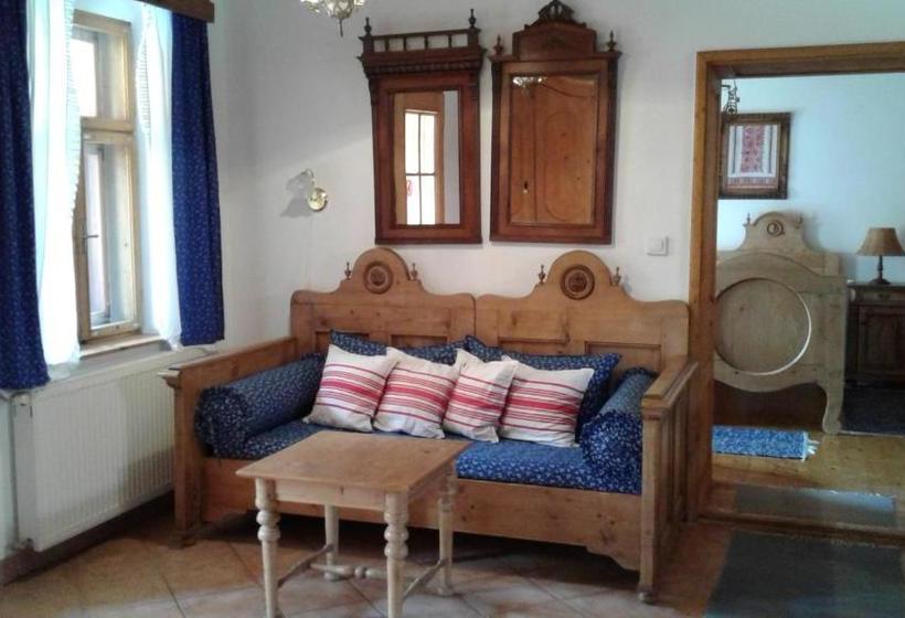 פנסיון Nosztalgia Vendégház