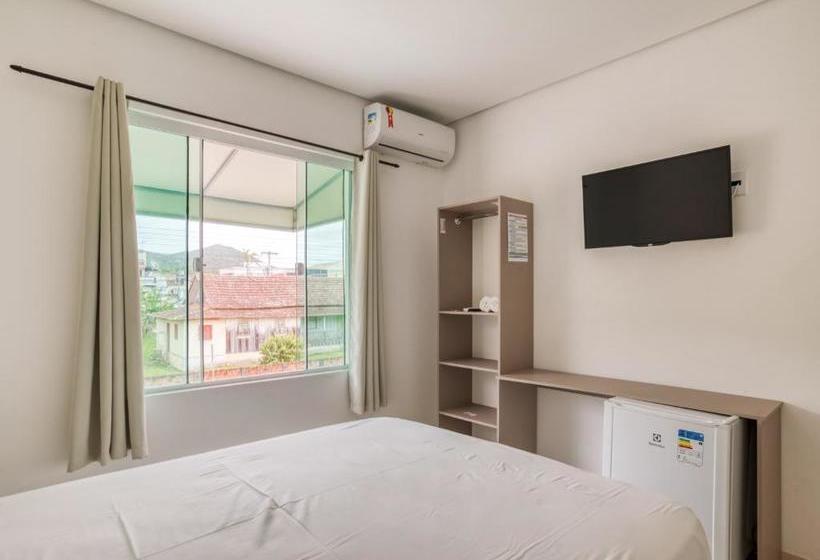 Pension Pousada 4 Estações By Bel