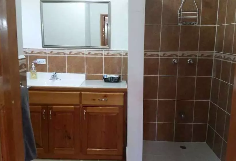 ペンション Rock Farm Guest House