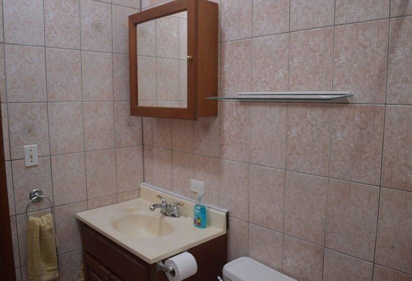 بنسيون Rock Farm Guest House