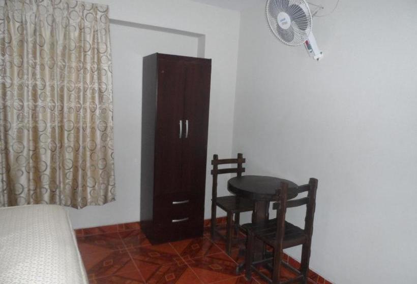 호스텔 Antares Inn