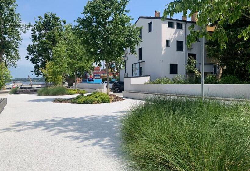 پانسیون Apartments & Rooms Artemus Belveder