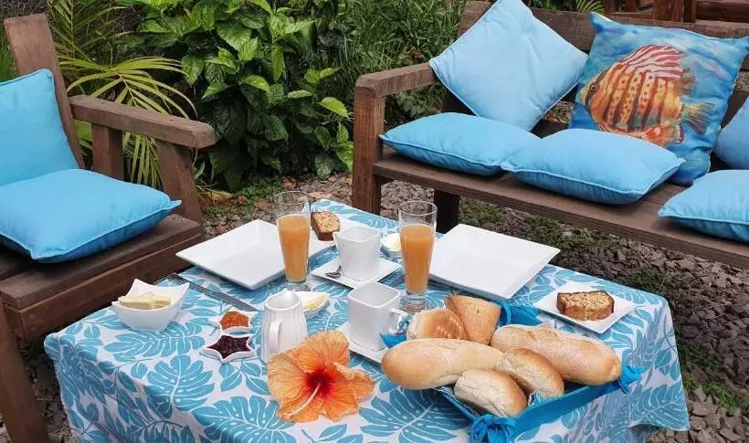 Majatalo & Apartments Chez Hiva