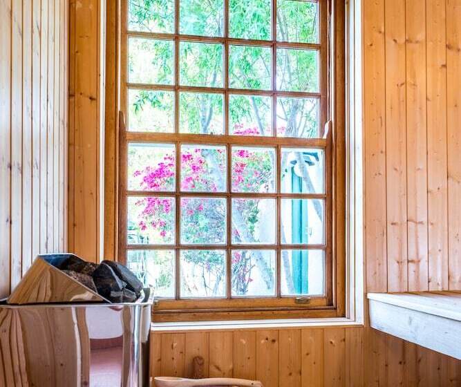 بنسيون De Bergkant