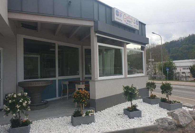 פנסיון Gasthof Niki