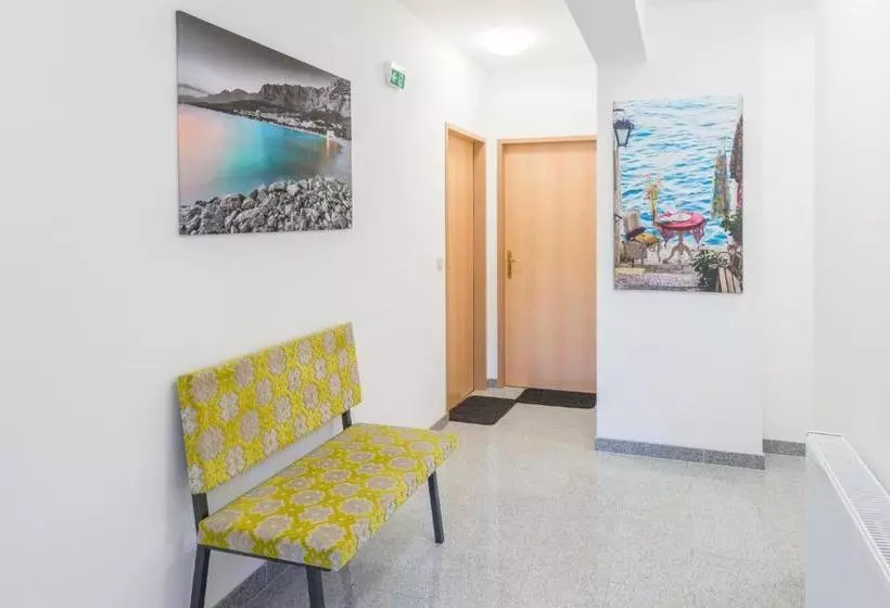 ペンション Gasthof Niki