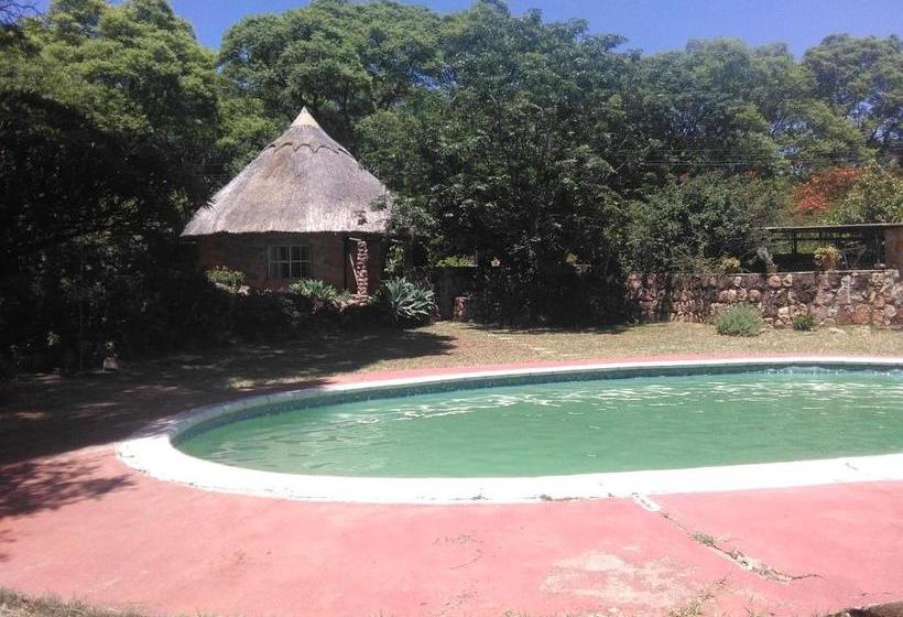 پانسیون Limerick Cottages