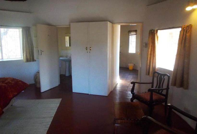 پانسیون Limerick Cottages