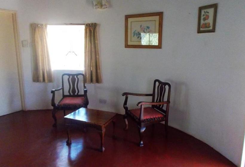 پانسیون Limerick Cottages