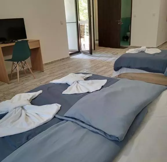 پانسیون Villa Pita