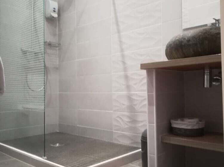 בית מלון כפרי France Hôtel