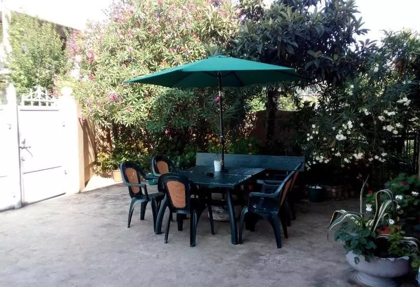 پانسیون Gonio Apsaros House