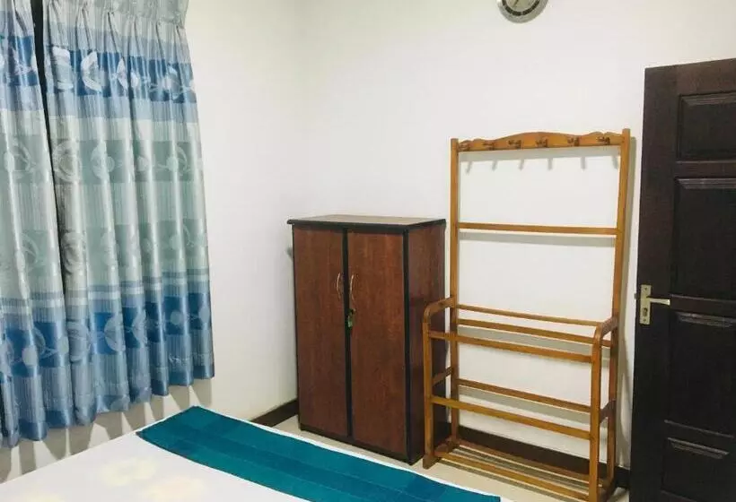 ペンション Travel Bird Villa   Foreign Bookings Only