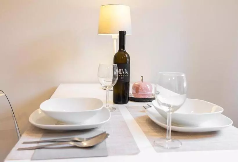 ペンション 4flats