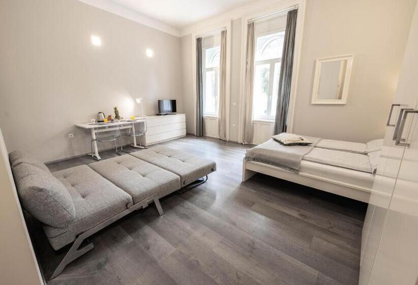 پانسیون 4flats