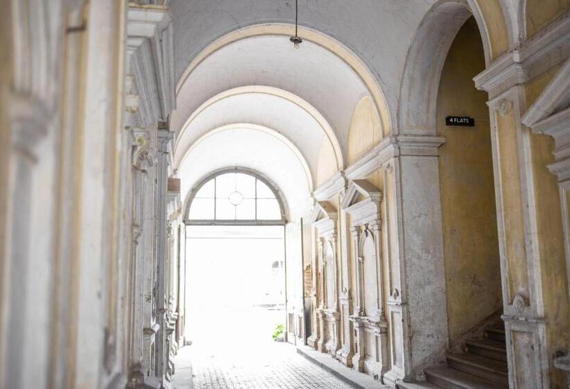 پانسیون 4flats