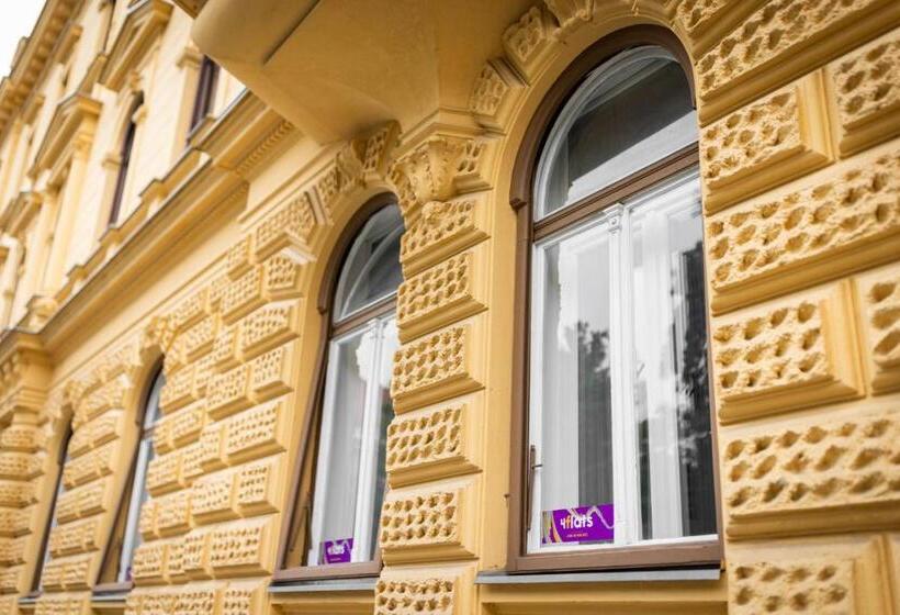 پانسیون 4flats