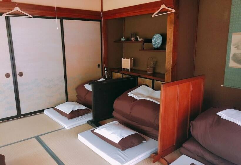 Pensão Koya Backpackers