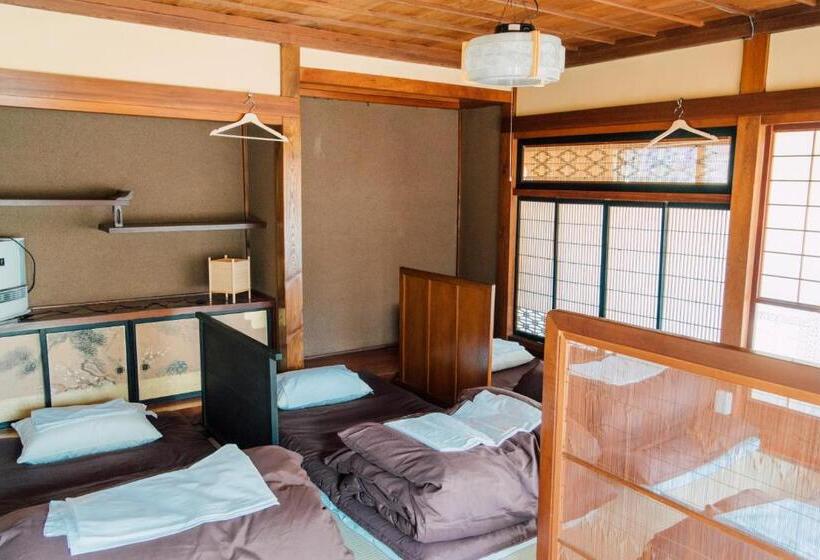 Pensão Koya Backpackers