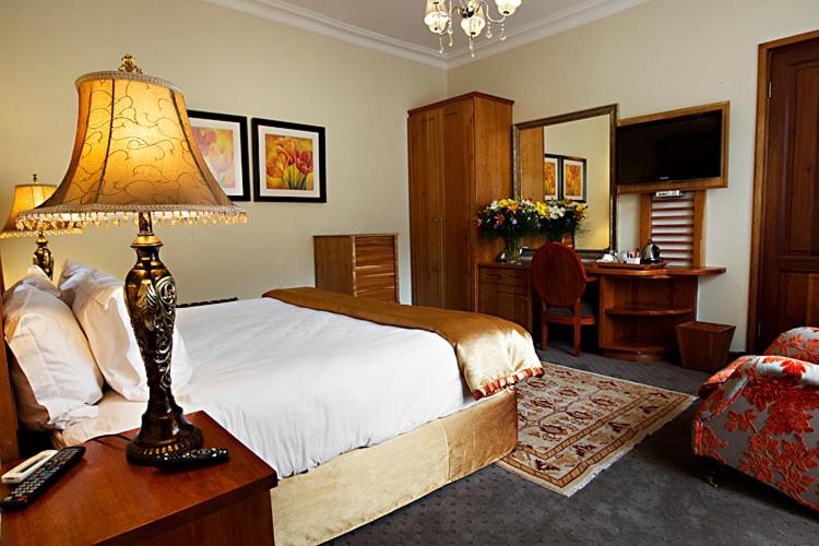 פנסיון Mavuta Manor