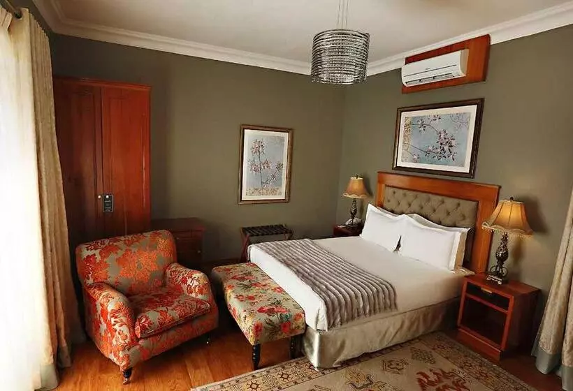 ペンション Mavuta Manor