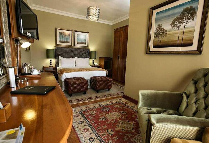 פנסיון Mavuta Manor