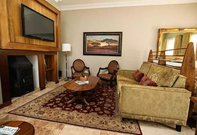 ペンション Mavuta Manor