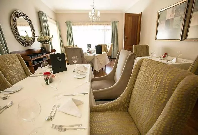 ペンション Mavuta Manor