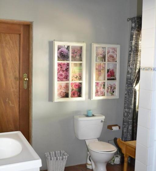 پانسیون Rooiheuwel Cottage