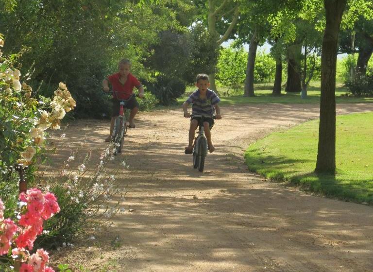 پانسیون Rooiheuwel Cottage