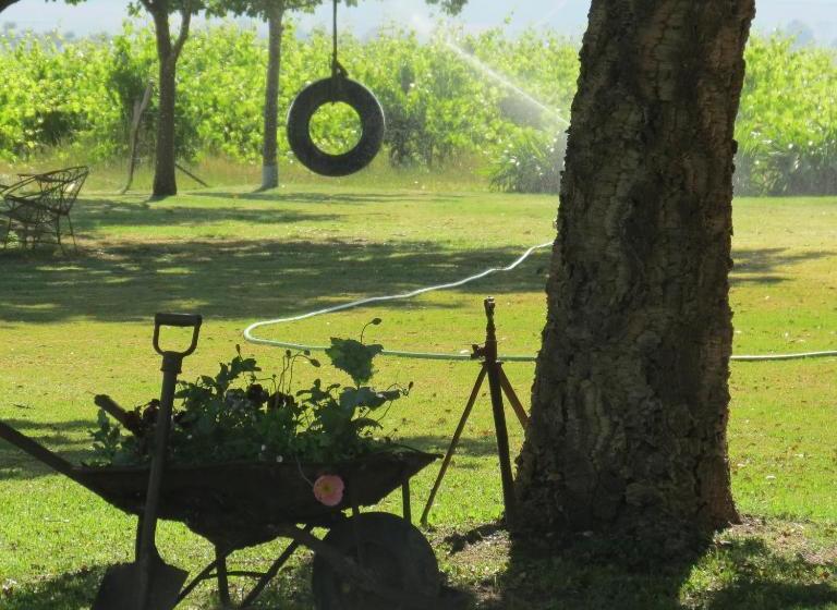 پانسیون Rooiheuwel Cottage