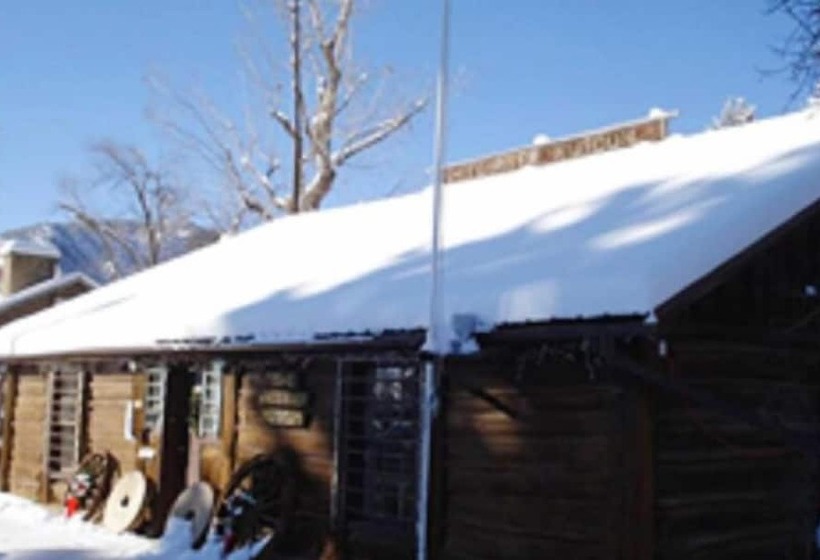 ユースホステル Blue Spruce Inn Meeker, Colorado