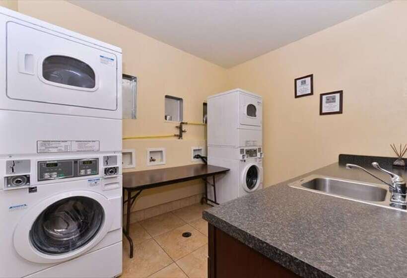 ユースホステル Blue Spruce Inn Meeker, Colorado